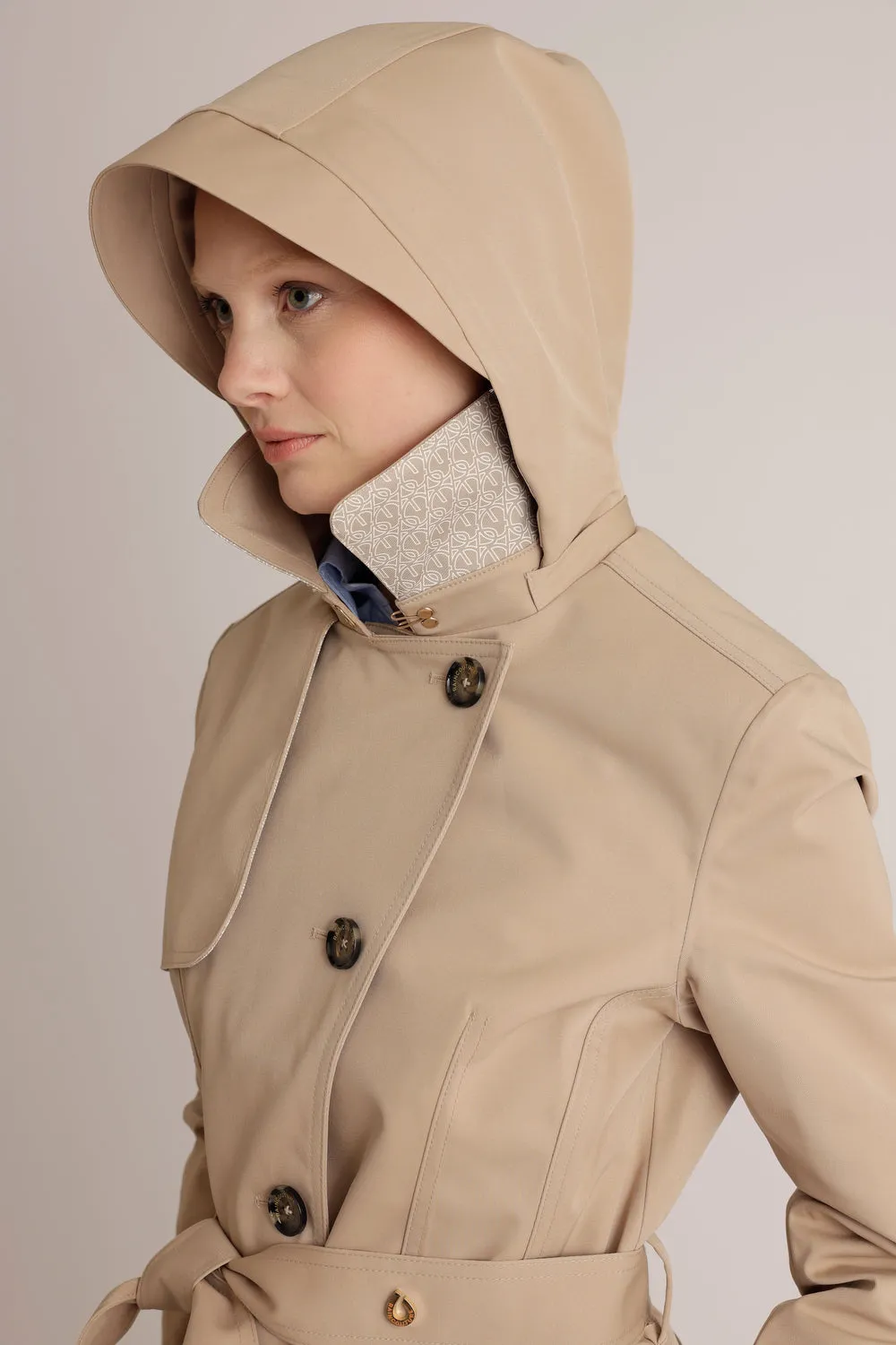 Waterproof Tailored Trenchcoat - Beige